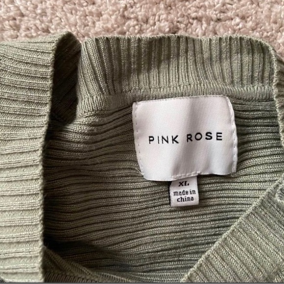 Pink rose Ribbed Sweater - Picture 2 of 4